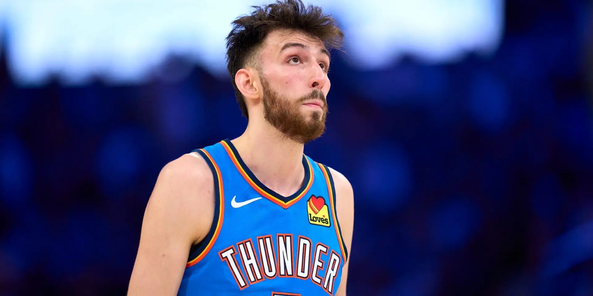 Basketball player in Thunder jersey